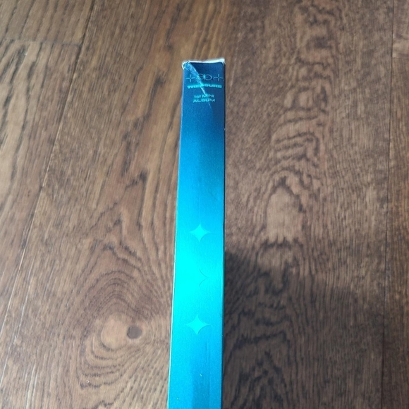 Treasure The Second Step: Chapter One album - Picture 4 of 4